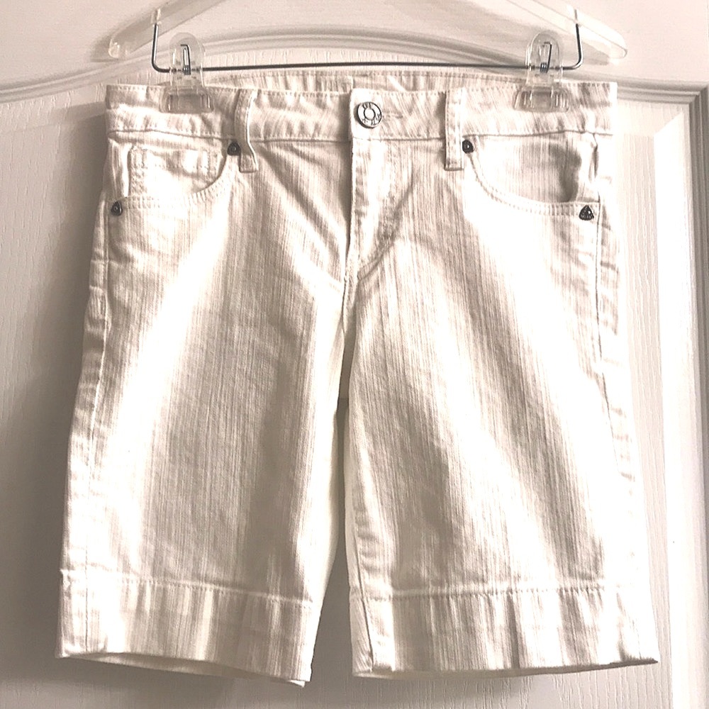 Kut from the kloth short